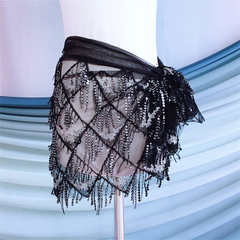 Black and silver squares flowed with a single turban